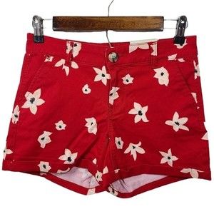 NWT Juniors SO Floral Shorts 3 Juniors